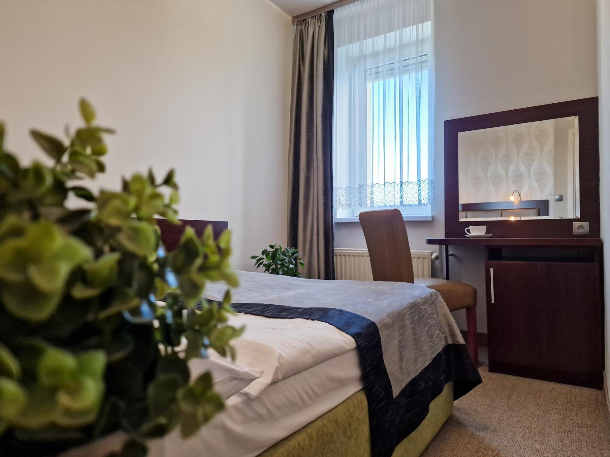 Hotel Ara - Dancing Club Restauracja Ara Jastrzębia Góra Dış mekan fotoğraf