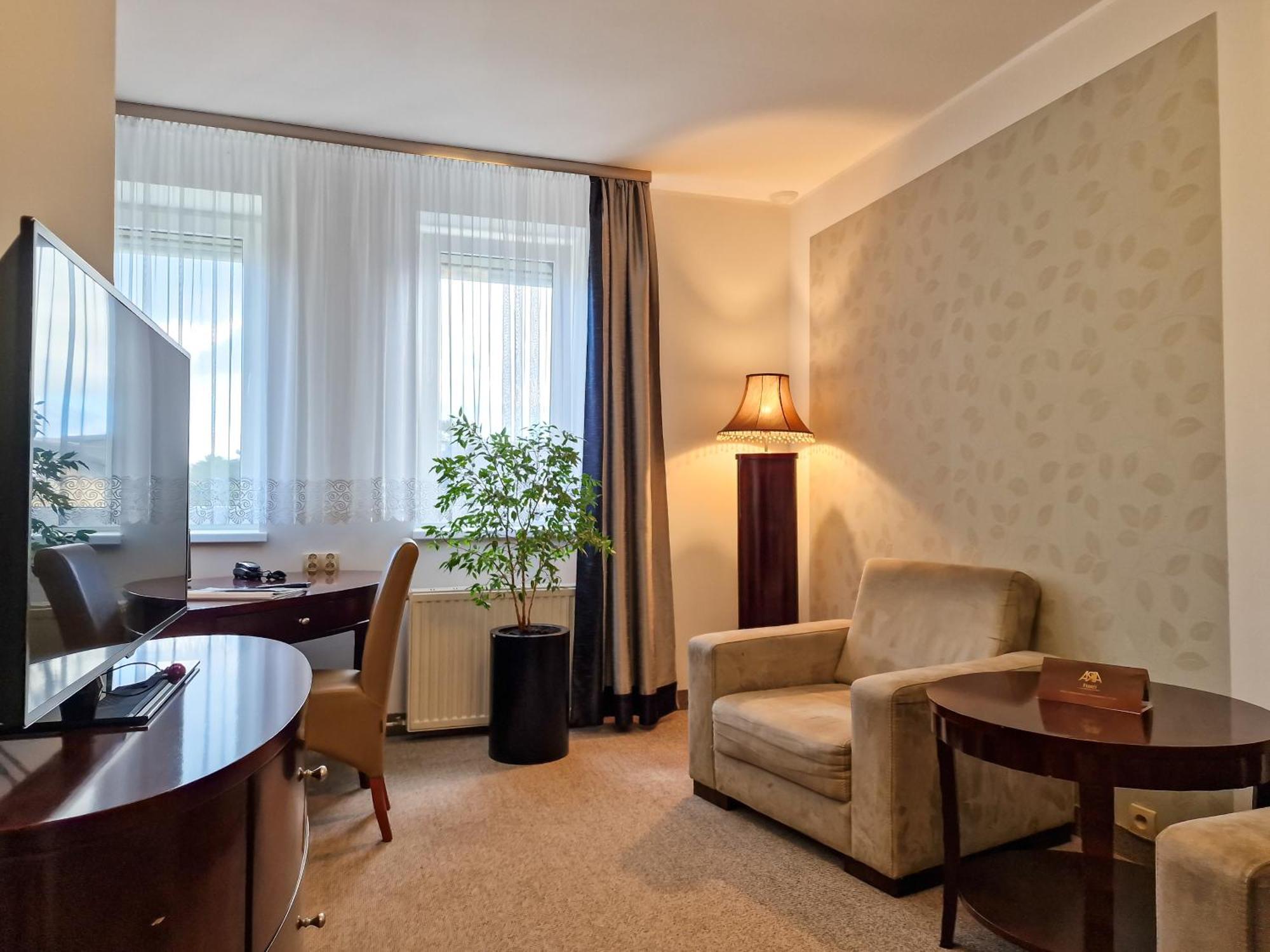 Hotel Ara - Dancing Club Restauracja Ara Jastrzębia Góra Dış mekan fotoğraf