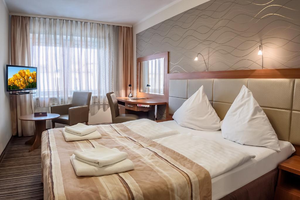 Hotel Ara - Dancing Club Restauracja Ara Jastrzębia Góra Dış mekan fotoğraf